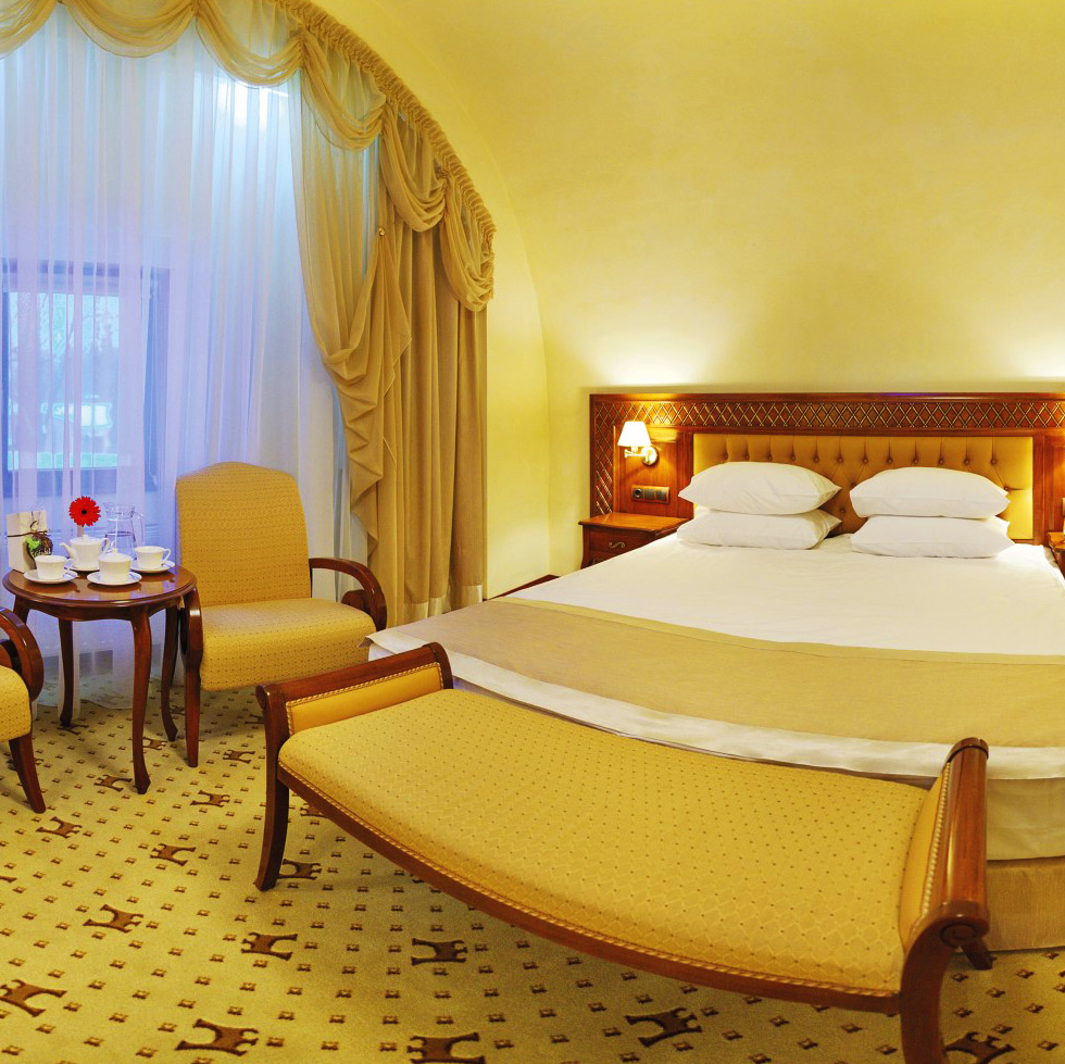 Citadel Inn Hotel Resort superior suite 1Гостиница Citadel inn